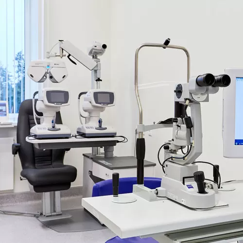 Surgical treatment of retinal detachment